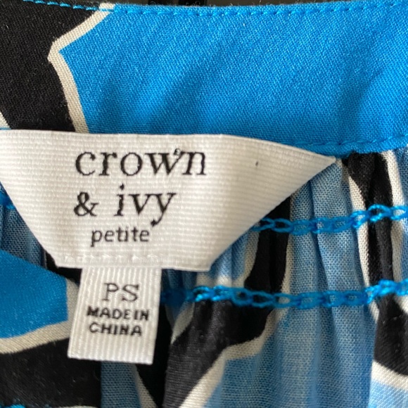 Crown and ivy top - Picture 3 of 4